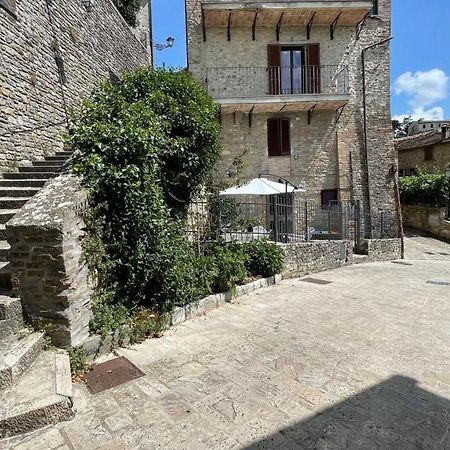 モントーネ Casa Di Duccioヴィラ エクステリア 写真