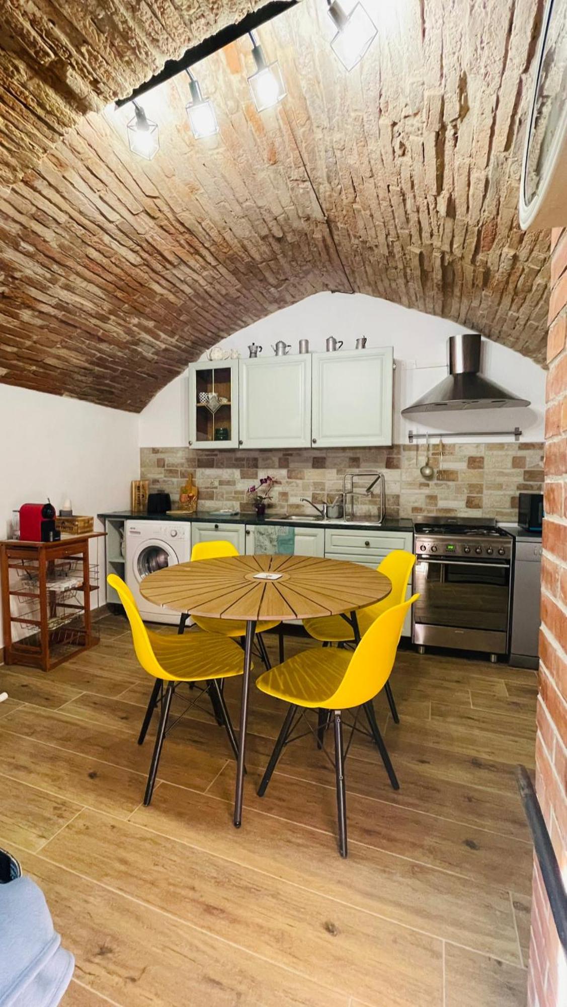 モントーネ Casa Di Duccioヴィラ エクステリア 写真