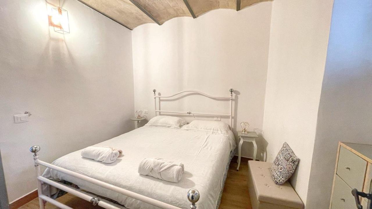 モントーネ Casa Di Duccioヴィラ エクステリア 写真